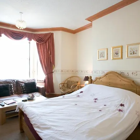 Guest house Jadellas *